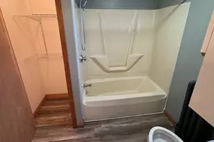 98 Elijah St, Springfield, MA 01109 - Photo 31