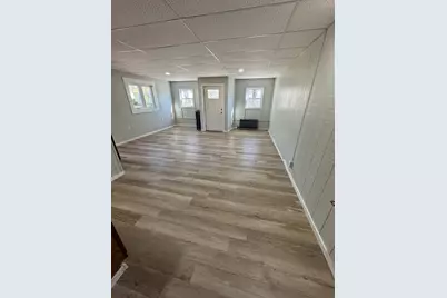 98 Elijah St, Springfield, MA 01109 - Photo 1