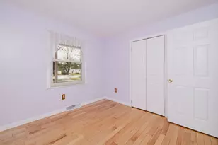 25 Acorn St, Middleborough, MA 02346 - Photo 23
