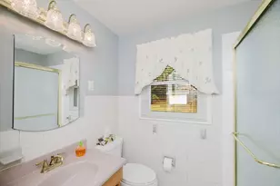 25 Acorn St, Middleborough, MA 02346 - Photo 29