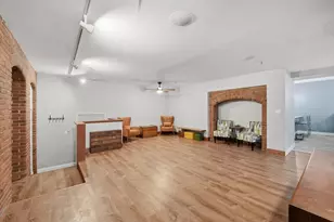 235 State St, Springfield, MA 01103 - Photo 7