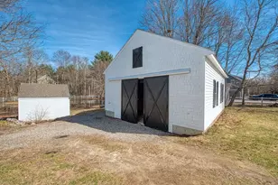 569 Main St, Hanover, MA 02339 - Photo 7