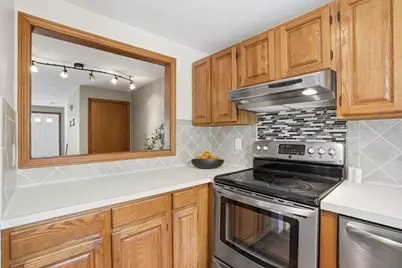 14 Milford Rd #4, Grafton, MA 01560 - Photo 3