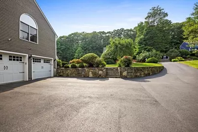 104 Alana Dr, Northbridge, MA 01534 - Photo 37