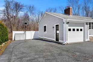 206 Dale St, North Andover, MA 01845 - Photo 29