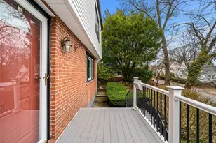 177 Brooks St, Medford, MA 02155 - Photo 5