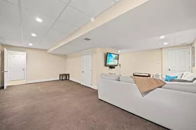 100 Chestnut St, East Bridgewater, MA 02333 - Photo 29