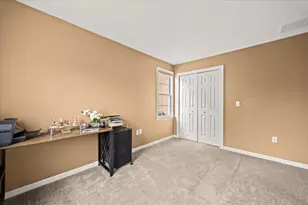 172 Dean St, Taunton, MA 02780 - Photo 25