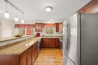 172 Dean St #16, Taunton, MA 02780 - Photo 11