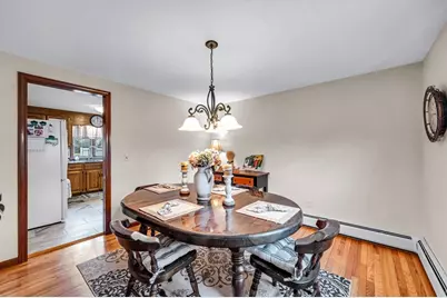 16 Brentwood Dr, Wilbraham, MA 01095 - Photo 9