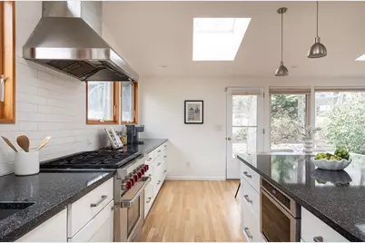 27 Peacock Farm Rd, Lexington, MA 02421 - Photo 11