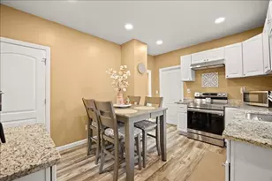 42 Porter St, Taunton, MA 02780 - Photo 5