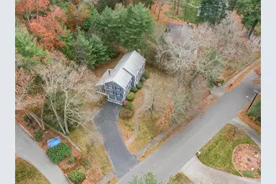 31 Old Stagecoach Rd, Bedford, MA 01730 - Photo 3