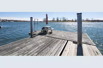 4 Foster's Point, Beverly, MA 01915 - Photo 33