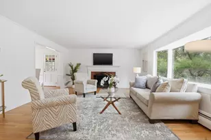 282 Autumn Ln, Carlisle, MA 01741 - Photo 3