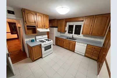 125 Pleasant St #2, Watertown, MA 02472 - Photo 3