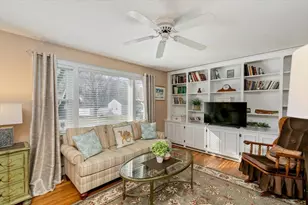 58 Oakcrest Cir, Methuen, MA 01844 - Photo 7