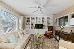 58 Oakcrest Cir, Methuen, MA 01844 - Photo 9