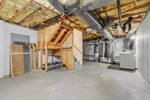 278 Manning St, Hudson, MA 01749 - Photo 31