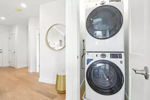 256 Dorchester St, Boston, MA 02127 - Photo 17