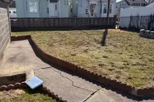 13 Orchard, East Providence, RI 02914 - Photo 17