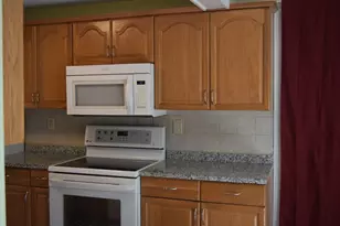 11 Hilltop Ln, Easton, MA 02375 - Photo 11