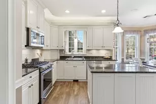 14 Salisbury St, Grafton, MA 01519 - Photo 9