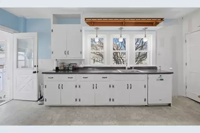 59 Woodmont St, West Springfield, MA 01089 - Photo 13