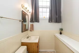 96 Derby St, Salem, MA 01970 - Photo 23