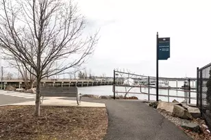 96 Derby St, Salem, MA 01970 - Photo 29