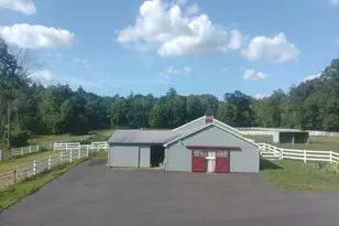 190 Hardwick, Petersham, MA 01366 - Photo 11