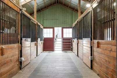 190 Hardwick, Petersham, MA 01366 - Photo 15