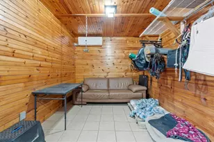 190 Hardwick, Petersham, MA 01366 - Photo 17