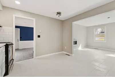 22 Browning Rd, Shrewsbury, MA 01545 - Photo 5