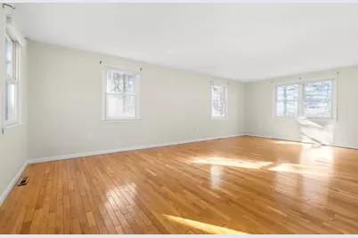 22 Browning Rd, Shrewsbury, MA 01545 - Photo 11