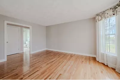 9 Kettle Way, Dracut, MA 01826 - Photo 5