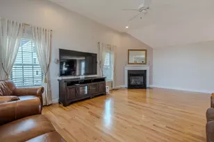 9 Kettle Way, Dracut, MA 01826 - Photo 3