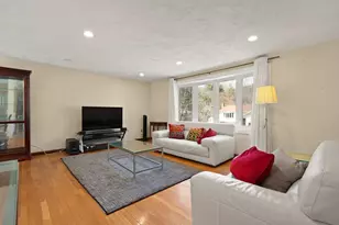 26 Sandy Ridge Cir, Sharon, MA 02067 - Photo 3