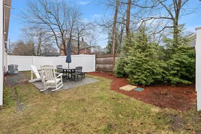 126-128 High St #7, Ipswich, MA 01938 - Photo 27