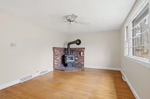 18 Moosewood St, Billerica, MA 01821 - Photo 15