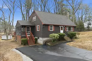 18 Moosewood St, Billerica, MA 01821 - Photo 3