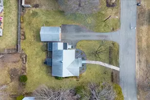 137 Bay State Rd, North Andover, MA 01845 - Photo 3