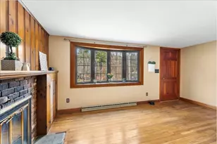 88 Plymouth St, Halifax, MA 02338 - Photo 15