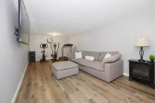 5 Coolidge St, Billerica, MA 01821 - Photo 17