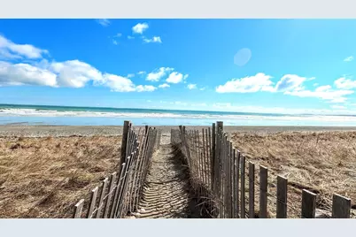 34 F St, Hull, MA 02045 - Photo 9