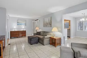 210 Beacon Park, Webster, MA 01570 - Photo 9