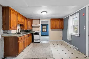 6 Cardinal Ave, Wareham, MA 02538 - Photo 5