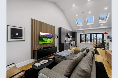 760 E Broadway #U:2, Boston, MA 02127 - Photo 3