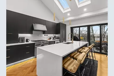 760 E Broadway #U:2, Boston, MA 02127 - Photo 9