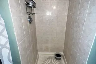 164 Union St, Lawrence, MA 01841 - Photo 15